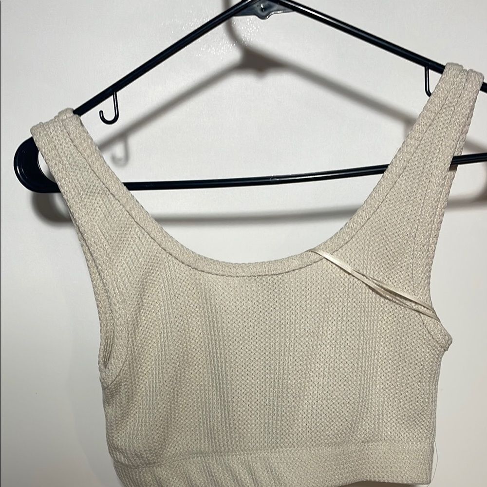 Cream Ribbed Buttoned Crop Tank Top - Picture 3 of 6